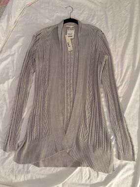 Cyrus NWT Women's Medium Light Gray Open-Front Cable Knit Cardigan
